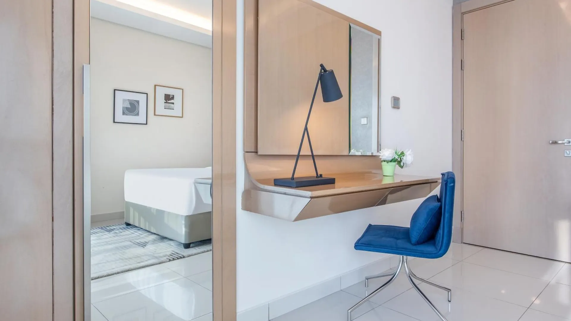 Damac Towers By Paramount Apartments - The S Holiday Homes Dubaj